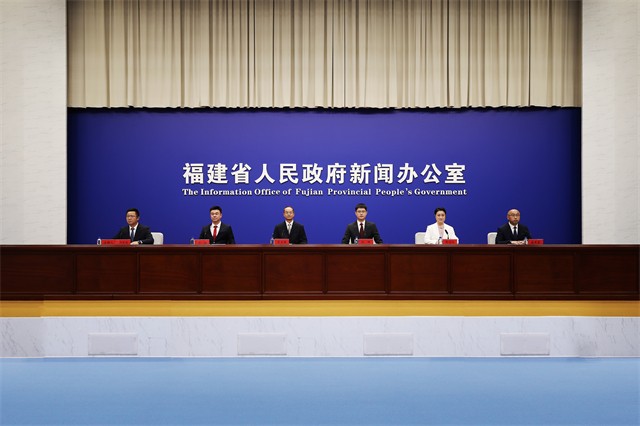中国教育装备行业协会综合实践与劳动教育基地 (营地)工作委员会成立